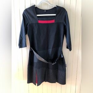 rien ne se perd…. 🇨🇦 Robe tunique noire en très bon état - M -